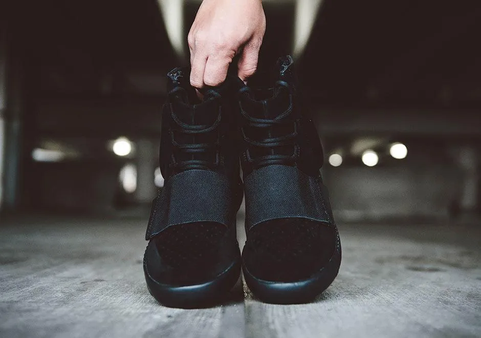 Adidas Yeezy Boost 750 Black