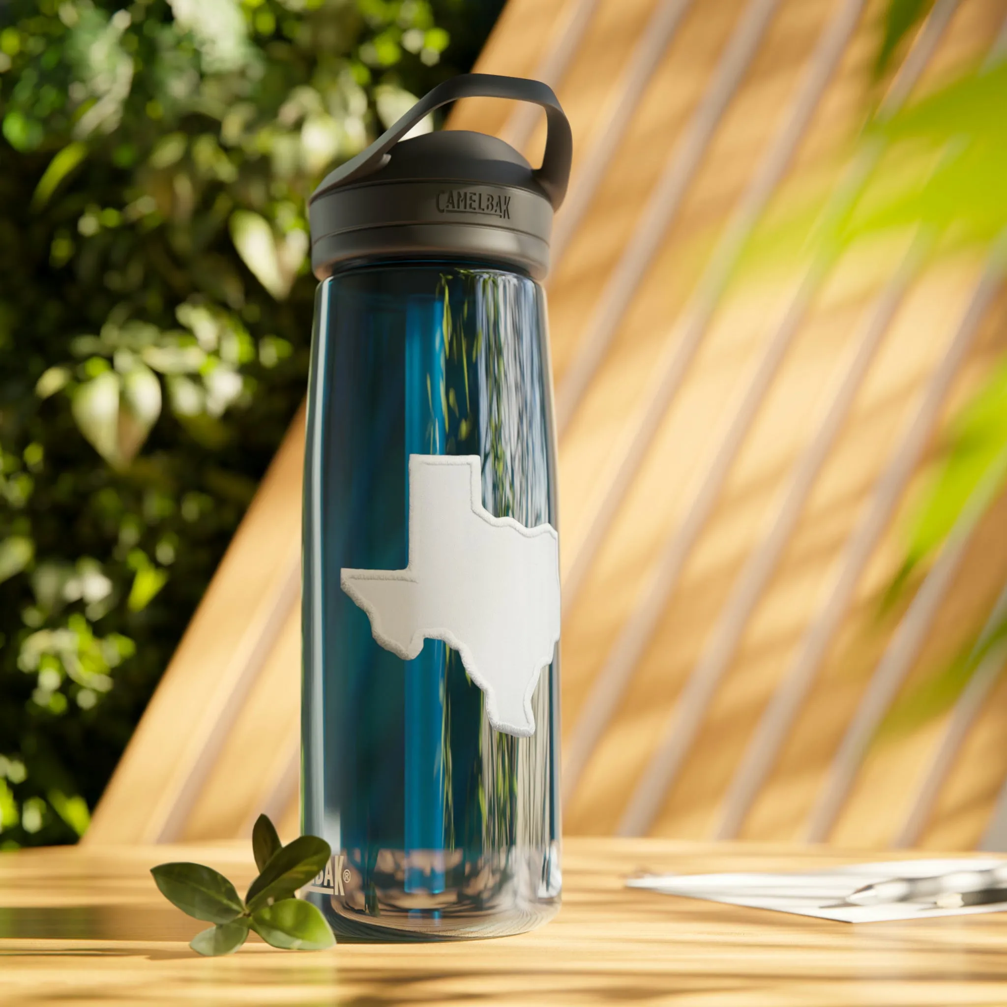 White Texas Print CamelBak Eddy®  Water Bottle, 20oz\25oz